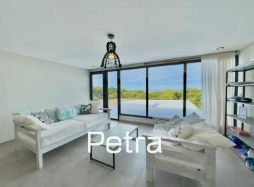 Casa · 280m² · 5 Ambientes · 4 Cocheras · Casa en Punta Medanos