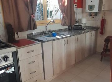 PH de 3 ambientes, Córdoba · PH en Venta Poeta Lugones 2 Dorm. con Patio y Renta Vigente | Escritura