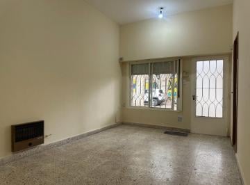 Casa · 102m² · 3 Ambientes · Casa 2 Dorm. C/patio y Terraza Venta