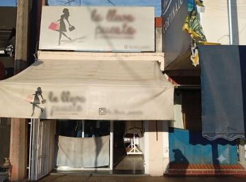Local comercial · 32m² · Local en Venta Sobre Aristóbulo del Valle