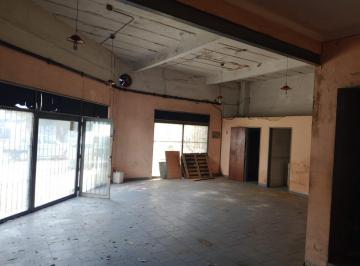 LOCAL · Local con Vivienda