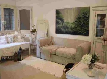 Casa · 192m² · 7 Ambientes · 1 Cochera · Casa en Venta Quilmes Centro