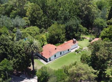 Casa de 5 ambientes, Villa de Las Rosas · Hermosa Propiedad a La Venta en Villa de Las Rosas