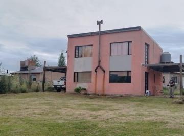 Casa · 4 Ambientes · Casa en Calamuchita