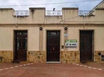 Casa · 250m² · 4 Ambientes · Casa en Venta Corrientes Al 100