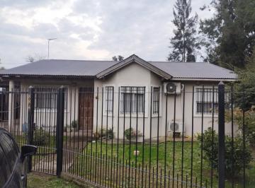 Casa · 98m² · 4 Ambientes · 1 Cochera · Venta Casa 4 Amb. en Barrio Semi Cerrado Los Ceibos Matheu Escobar