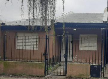Casa · 70m² · 3 Ambientes · 1 Cochera · Venta Casa 3 Amb. en Campana Zona Norte