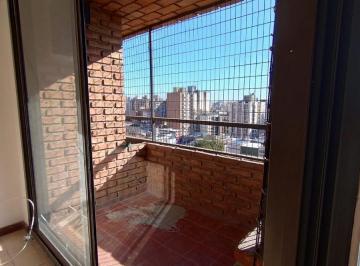 Departamento · 60m² · 6 Ambientes · Departamento en Bv. Illia