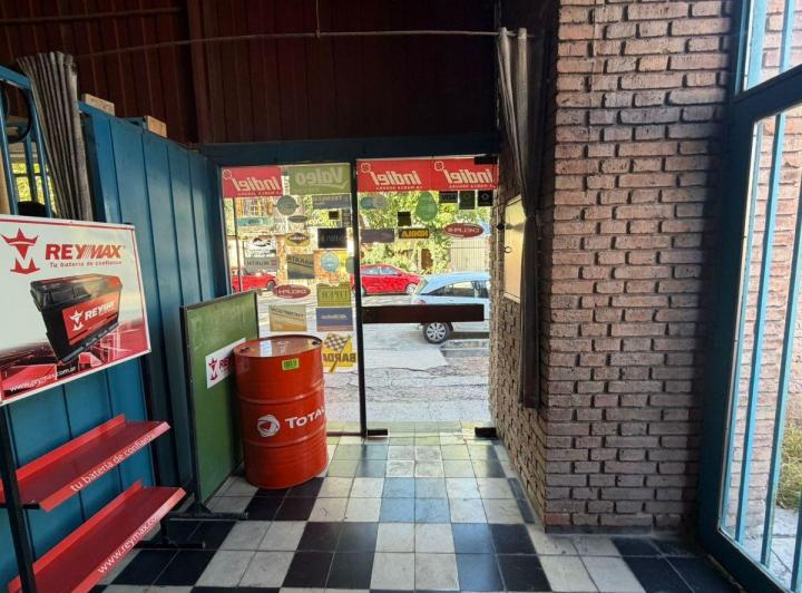 Local comercial · 600m² · 4 Ambientes