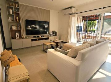 Casa · 117m² · 3 Ambientes · 1 Cochera · Venta Casa 3 Amb - Ciudad Jardín - Quincho y Pileta