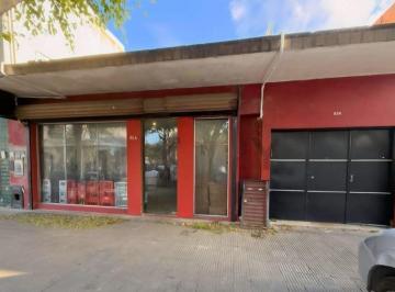 Casa de 4 ambientes, La Plata · Casa en Venta con Local Comercial en Tolosa Sobre Av 7 La Plata