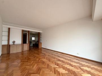 Departamento · 109m² · 3 Ambientes · Increible Departamento 3 Ambientes con Dependencia Al Frente en Recoleta.