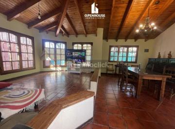 Casa · 140m² · 3 Dormitorios · 3 Cocheras · Openhouse Vende Excelente Casa en El Challao, Las Heras.