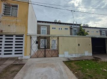Departamento de 3 ambientes, La Plata · Duplex con Jardin y Parrila en Altos de San Lorenzo