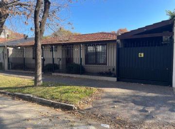 Casa de 4 ambientes, Lomas de Zamora · Casa en Venta en Turdera