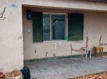Casa de 4 ambientes, Neuquén · Alquiler Casa 3 Habitaciones (En Las Condiciones Que Se Ve en Las Fotos)