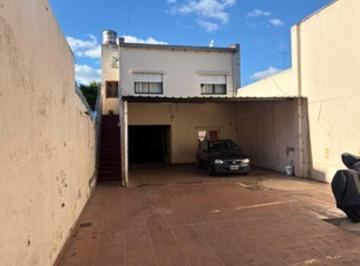 PH · 170m² · 4 Ambientes · 3 Cocheras · PH en Bloque 165 m² Cubiertos a La Venta La Plata