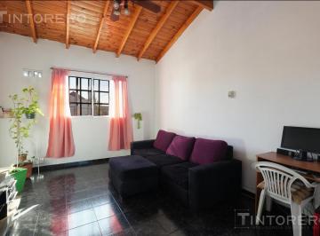 Casa · 85m² · 4 Ambientes · PH en Venta de 4 Ambientes con Terraza en San Justo.