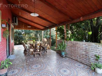 Casa · 60m² · 3 Ambientes · 1 Cochera · Casa 3 Ambientes con Jardin y Pileta en Moreno