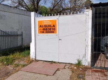 Casa de 1 ambiente, Córdoba · Alto Alberdi, Casa Interna Sobre Calle Principal del Barrio.