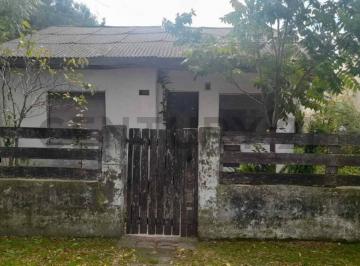 Casa · 85m² · 3 Ambientes · Casa a Refacionar en Venta