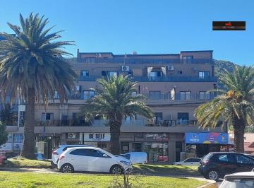 Departamento de 2 ambientes, Villa Carlos Paz · 1 Dormit. - Depto Muy Amplio, con Patio, Cochera y Pileta.