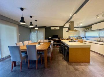 Casa · 199m² · 5 Ambientes · 1 Cochera · Venta Casa Nuevo Quilmes Al Agua