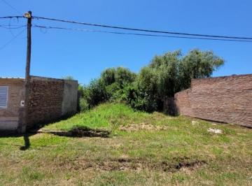 Terreno · 300m² · Terreno Zona Granja La Esmeralda