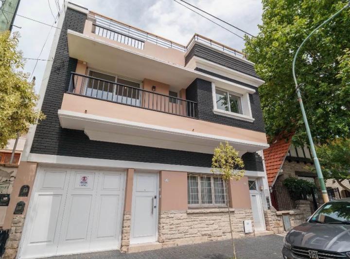 Casa · 190m² · 4 Ambientes · 1 Cochera