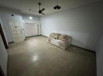 Casa de 6 ambientes, Avellaneda · 3 Unideades Funcionales en Block en Venta