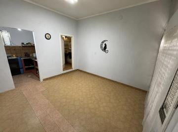 Casa de 6 ambientes, Avellaneda · 3 Unideades Funcionales en Block en Venta