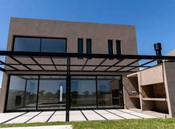 Casa · 202m² · 5 Ambientes · Casa Chalet en Venta en Castaños, Nordelta, Tigre