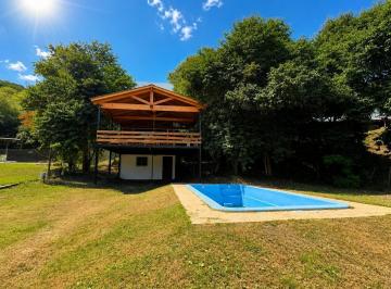 Casa · 180m² · 5 Ambientes · 2 Cocheras · Sierra Nueva* Casa Amoblada, con Entorno Natural y Lote de Más de 1.000 m²