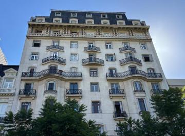 Oficina comercial · 110m² · 5 Ambientes · Oficina en Recoleta