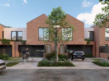 Casa · 128m² · 4 Ambientes · 2 Cocheras · Santa Ana Joven - Casa en Venta Ubicado en Dique Luján, Tigre, G. B. a. Zona Norte