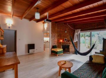 Casa · 150m² · 4 Ambientes · 1 Cochera · Casa Venta La Plata 3 Dorm. Parque Cochera