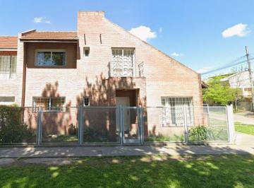 Casa · 99m² · 4 Ambientes · Casa 4 Ambientes Jardin Adrogué