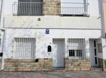 Casa · 1m² · 3 Ambientes · Venta Casa en Altos 2 Dorm. Santa Fe 19 Bahia Blanca