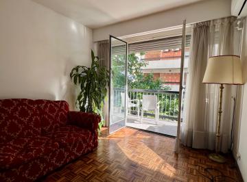 Departamento de 4 ambientes, Recoleta · Espacioso Semipiso