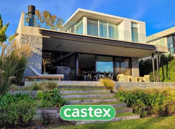 Casa · 301m² · 6 Ambientes · 2 Cocheras · Casa en Venta en El Yacht Nordelta