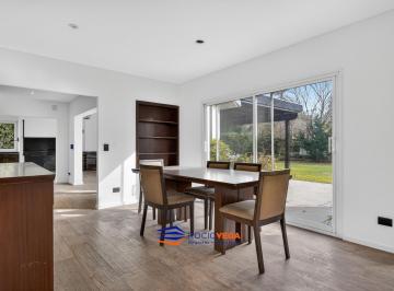Casa de 7 ambientes, Moreno · Casa en Alquiler en Campos de Alvarez Country Club, Francisco Alvarez