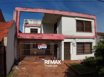 Casa · 180m² · 6 Ambientes · 1 Cochera · Casa en Venta 3 Habitaciones Zona Hospital