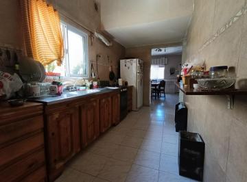 PH · 61m² · 3 Ambientes · Venta PH Tipo Casa de 3 Ambientes Planta Baja - Sin Expensas en San Andres - Apta Crédito y Permuta