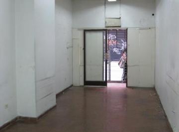 Local comercial · 36m² · Local - a m de Av Rivadavia! 36 m²