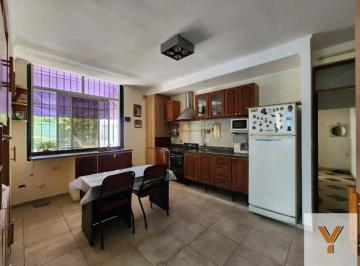 PH · 72m² · 3 Ambientes · PH en Venta - 2 Dorm. 1 Baño - 164 m² - La Plata