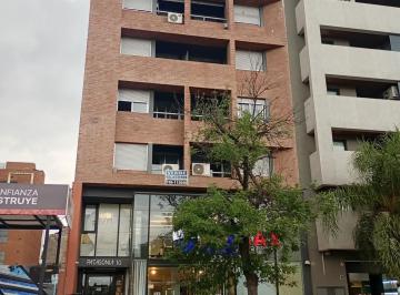 Departamento · 45m² · 2 Ambientes · Departamento un Dormitorio con Patio, Alquiler