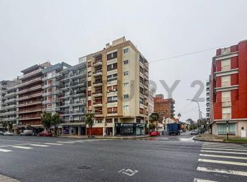 Departamento · 54m² · 3 Ambientes · Venta Departamento 3 Ambientes Al Frente Barrio La Perla