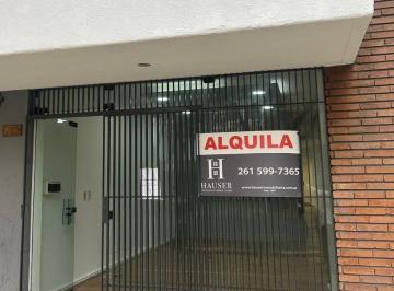Local comercial · 126m² · Hauser Alquila Local Comercial en Av Colón, Mendoza.