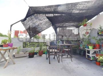 Departamento · 28m² · 1 Ambiente · PH Monoambientes en Caballito Norte con Dos Terrazas
