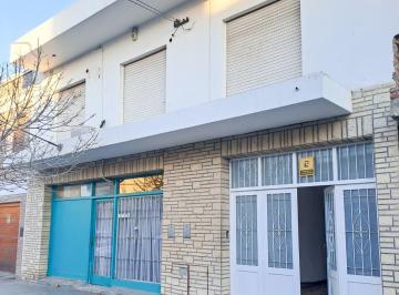 Departamento · 100m² · 5 Ambientes · Departamento Amplio